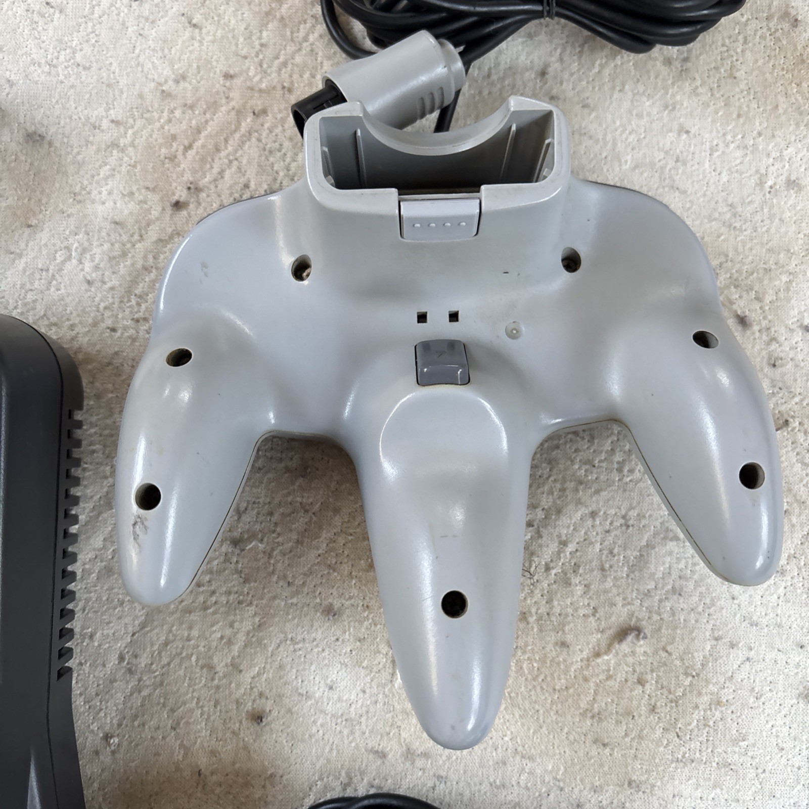 Nintendo 64 N64 OEM Console Complete Bundle with OEM Controllers And Av Cord