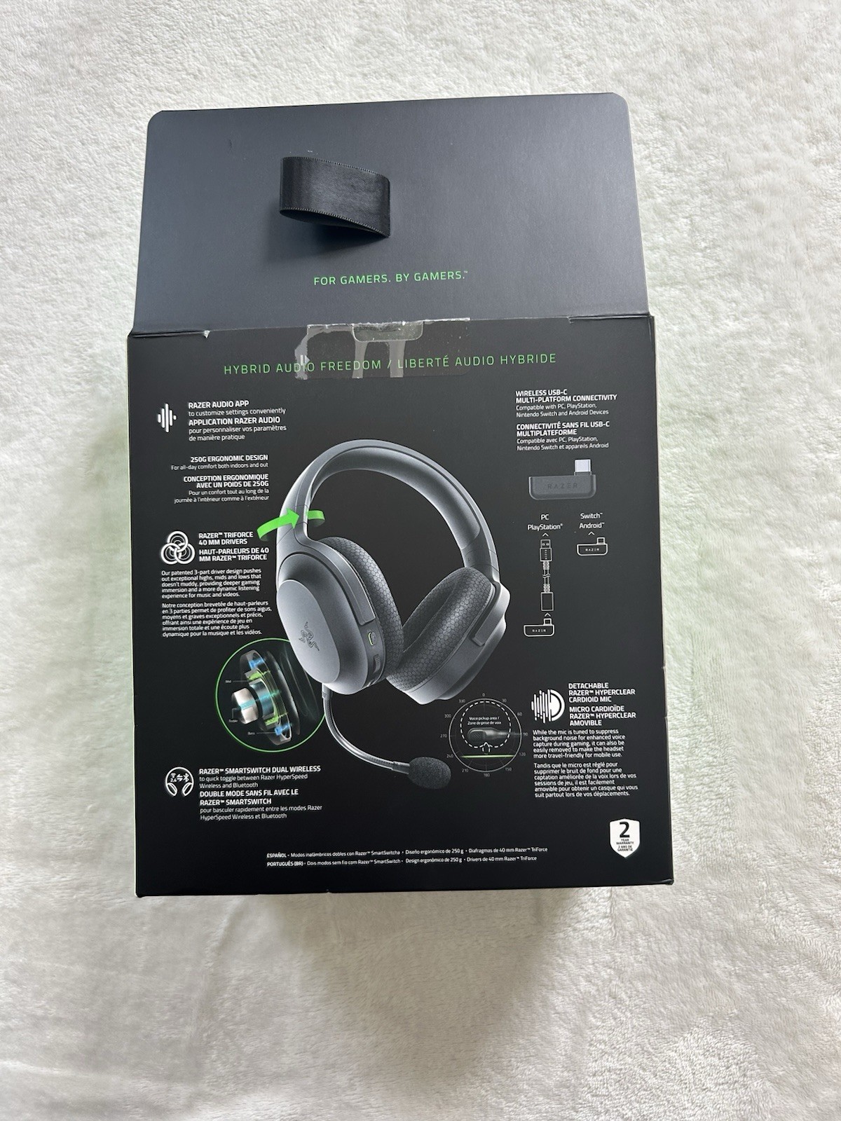 Black Razer Barracuda x Wireless Bluetooth Gaming Headset