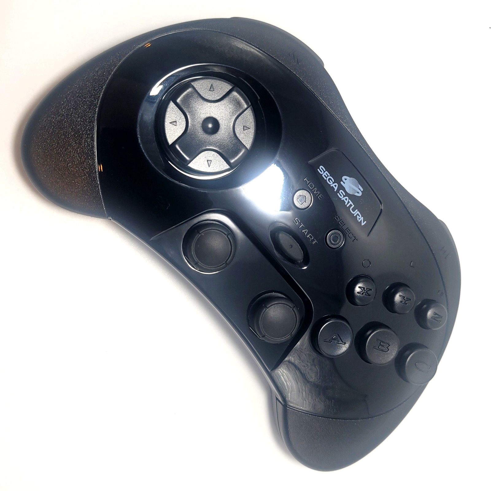 Sega Saturn 2.4GHz Wireless Pro Controller Analog Joysticks by Retro-bit – Black