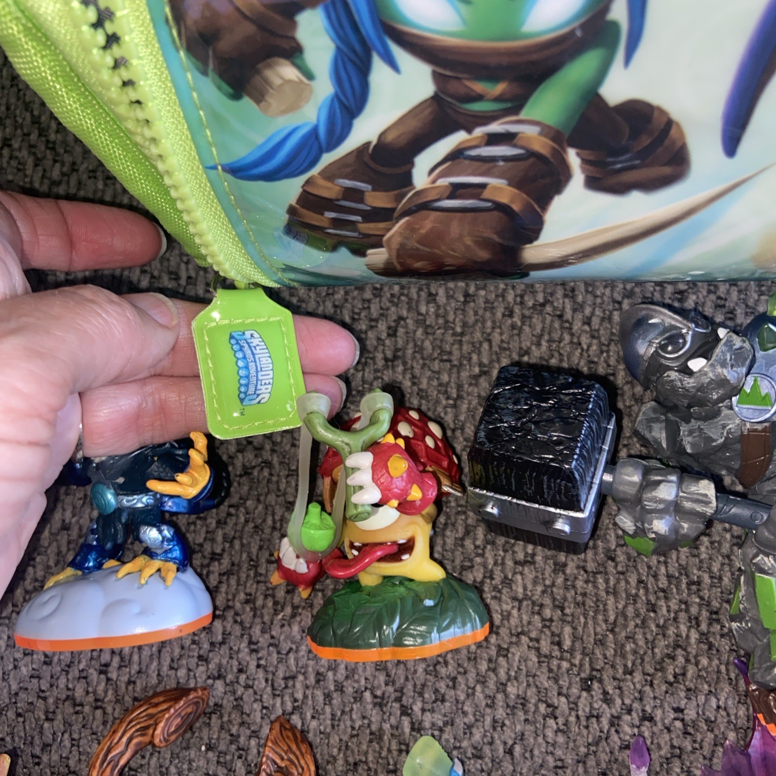 Skylanders Lot – 27 Figures Portal & Bag