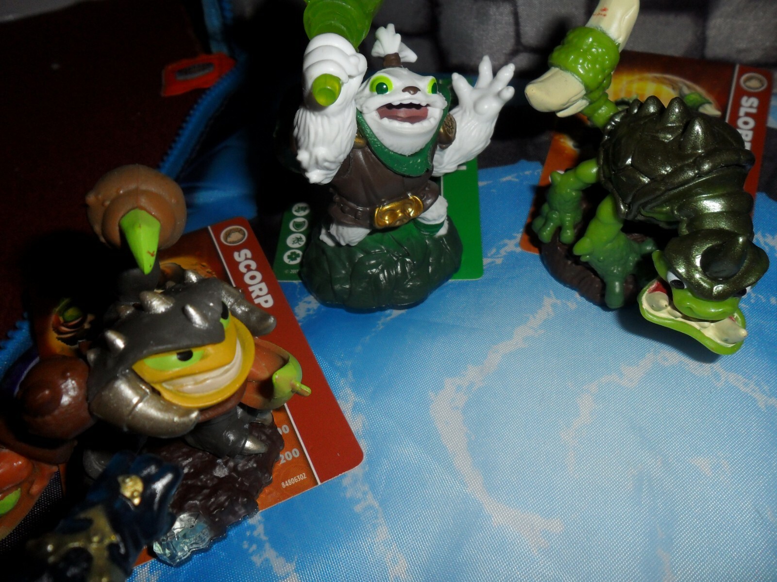Skylanders Swap Force 8 Figure Lot W/ Cards, Countdown, Scorp, Bumble …