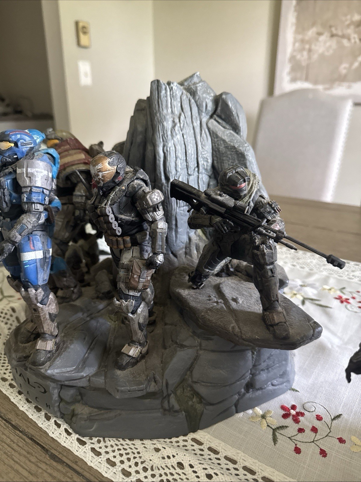 Halo Reach Noble Team legendary limited edition statue microsoft 2010 x noble