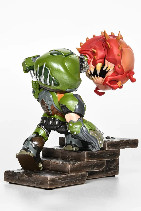 Doom Eternal Slayer vs Cacodemon Mini Figure Statue Limited Official NEW