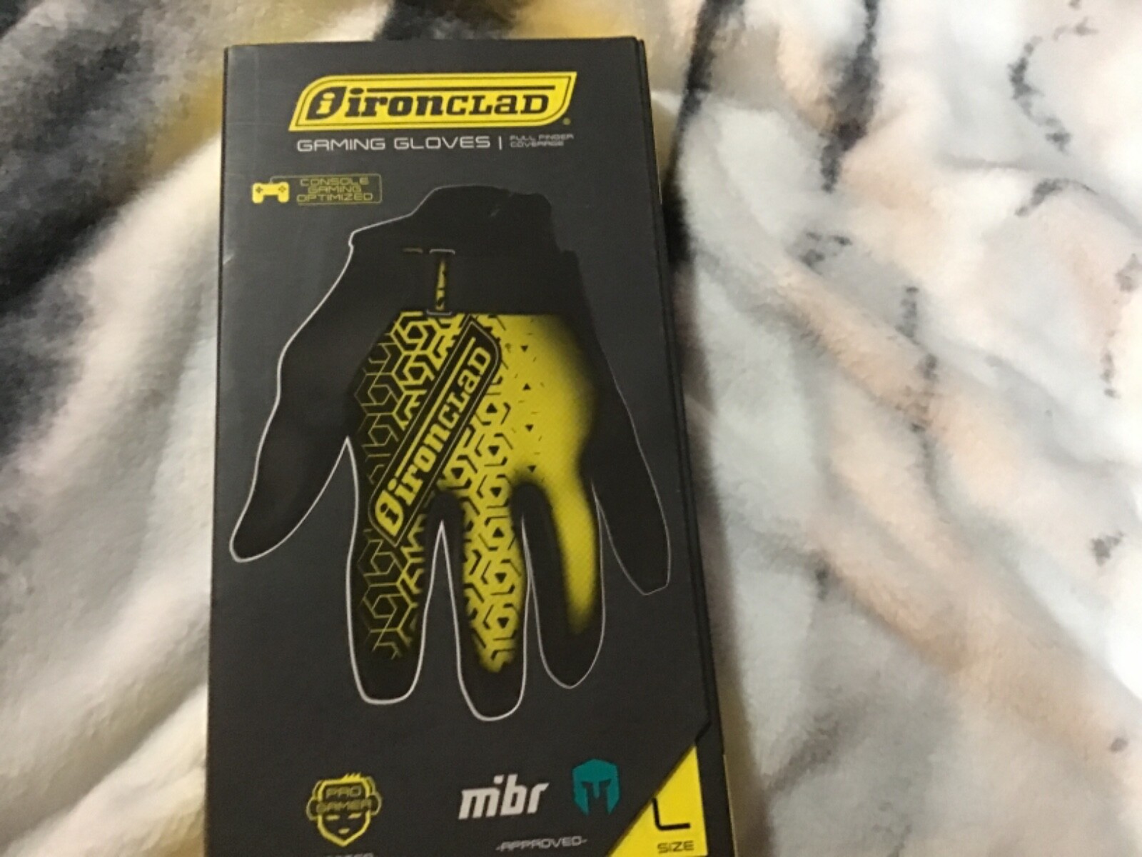 Ironclad Console Gaming Gloves, Precision Fit, Performance Grip, Touchscreen Com
