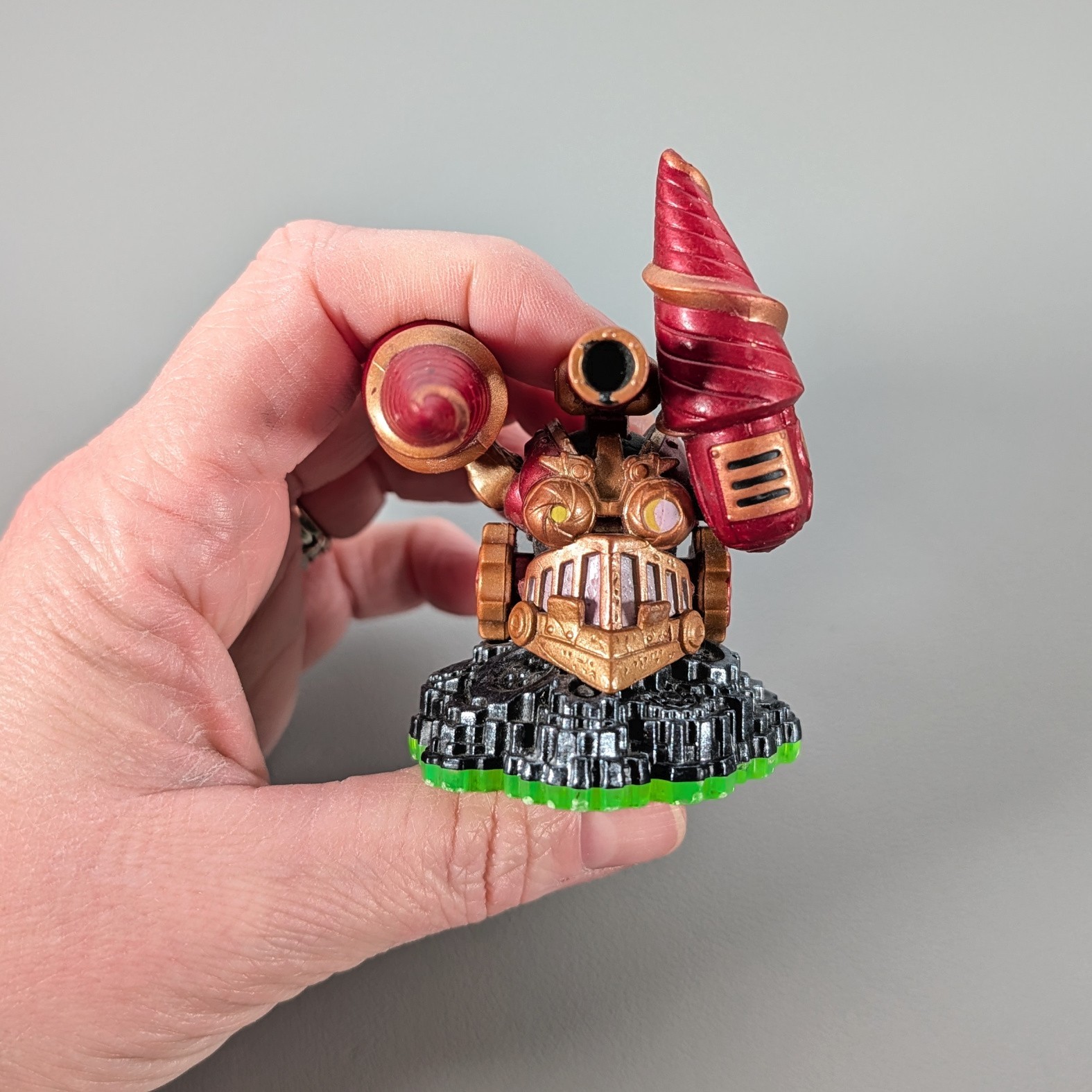 Skylanders Spyro’s Adventure Figure – Drill Sergeant (Green Base)
