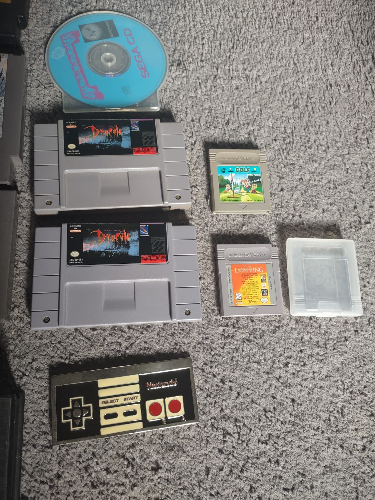 Retro Game’s Mix Lot 11. And Nintendo Belt Buckle.