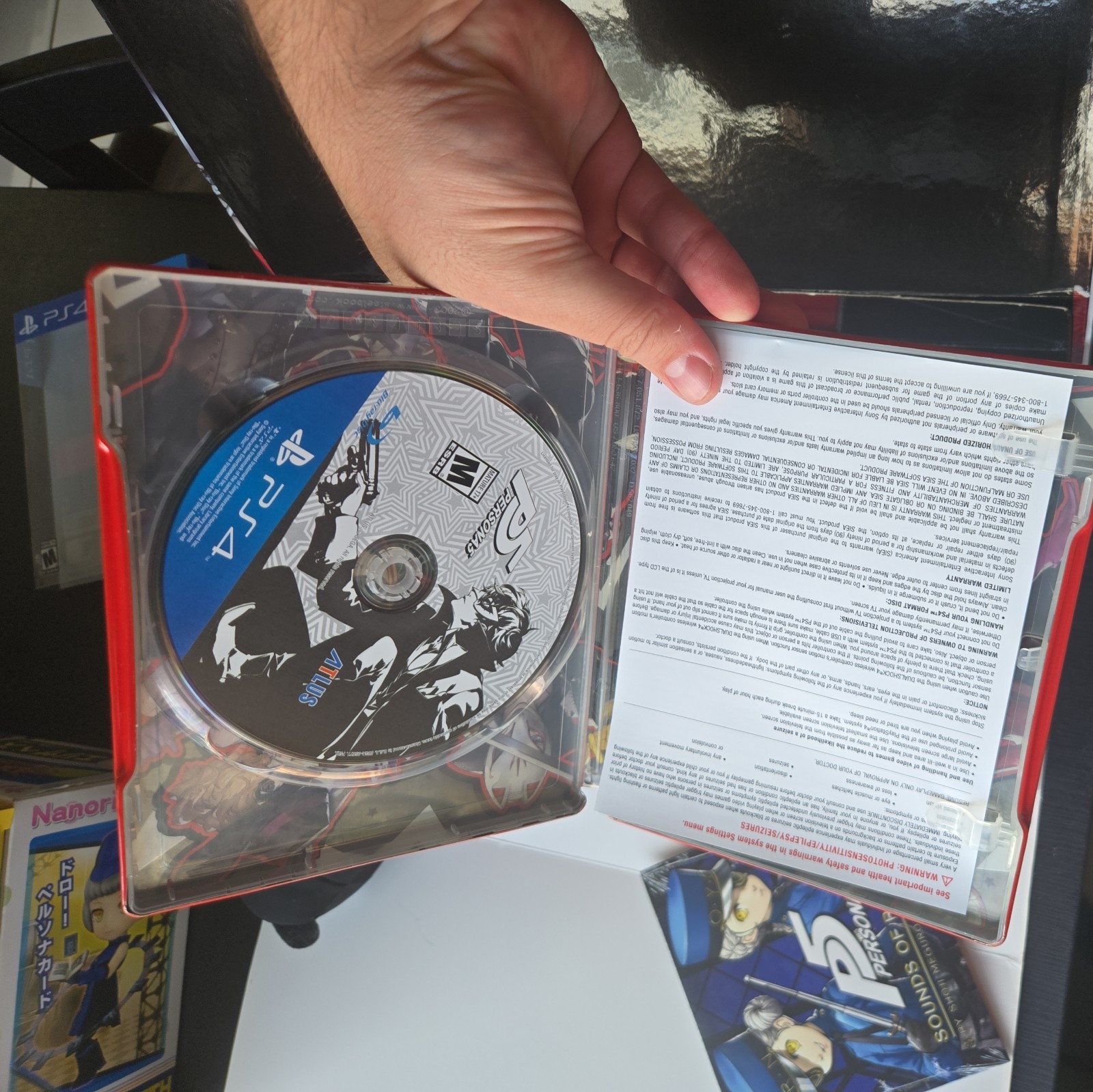 Persona 5: Take Your Heart – Limited Premium Edition for PS4 || Missing items
