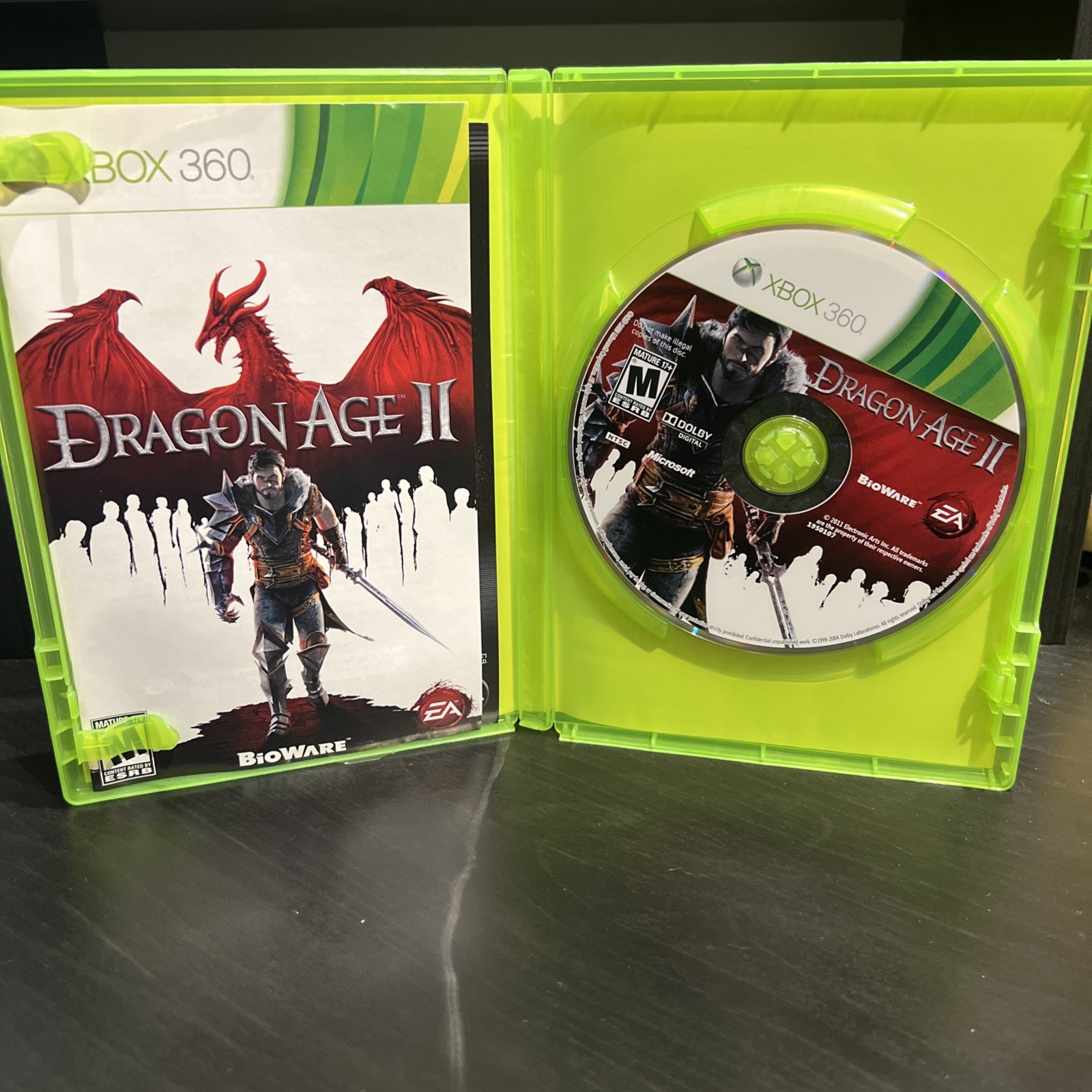 Dragon Age 2 (Microsoft Xbox 360) Complete CIB Great Condition Video Games