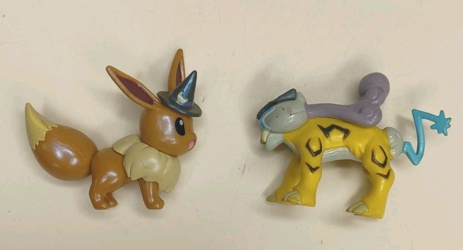 Pokemon Raikou Sofubi Takara Tomy & Eevee Pearlized & Charizard Battle Lot of 3