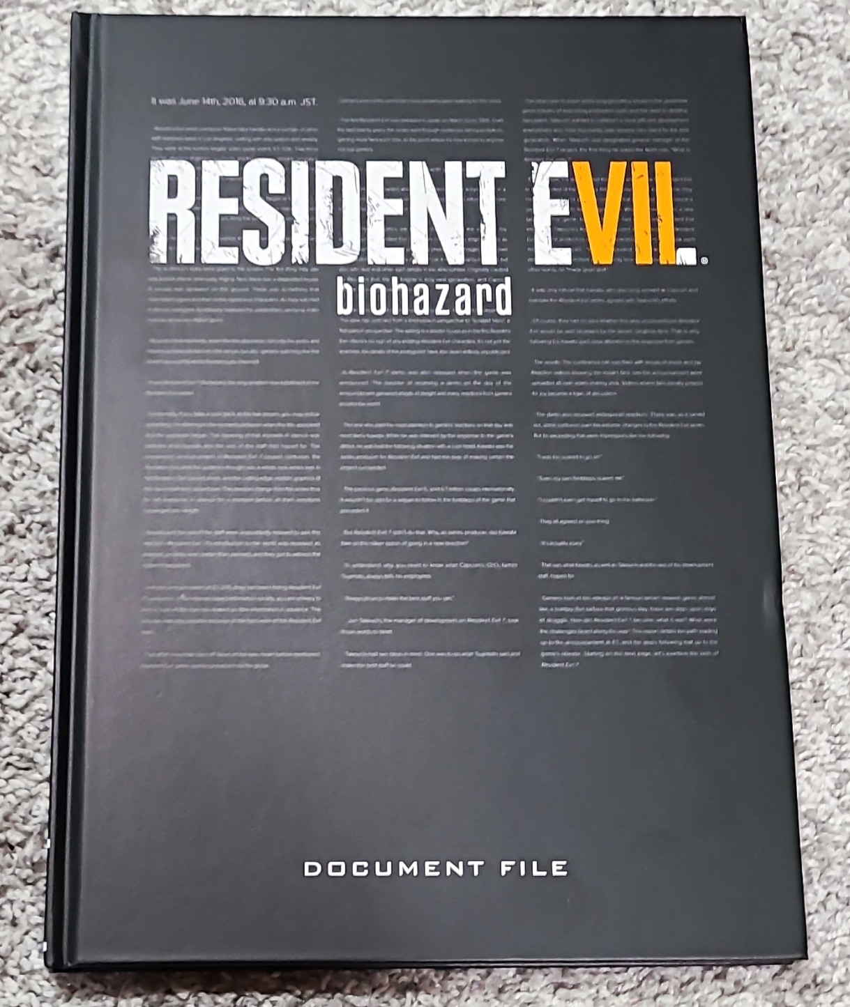 Dark Horse Books Resident Evil 7: Biohazard Document File Hardcover
