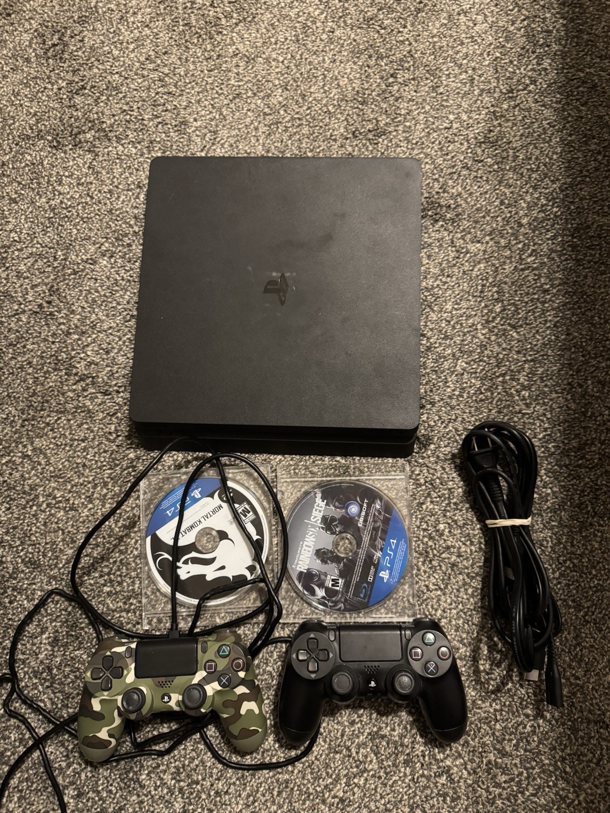 Sony PlayStation 4 Slim 500GB Home Console – Black W 2 SONY CONTROLLERs/ Games