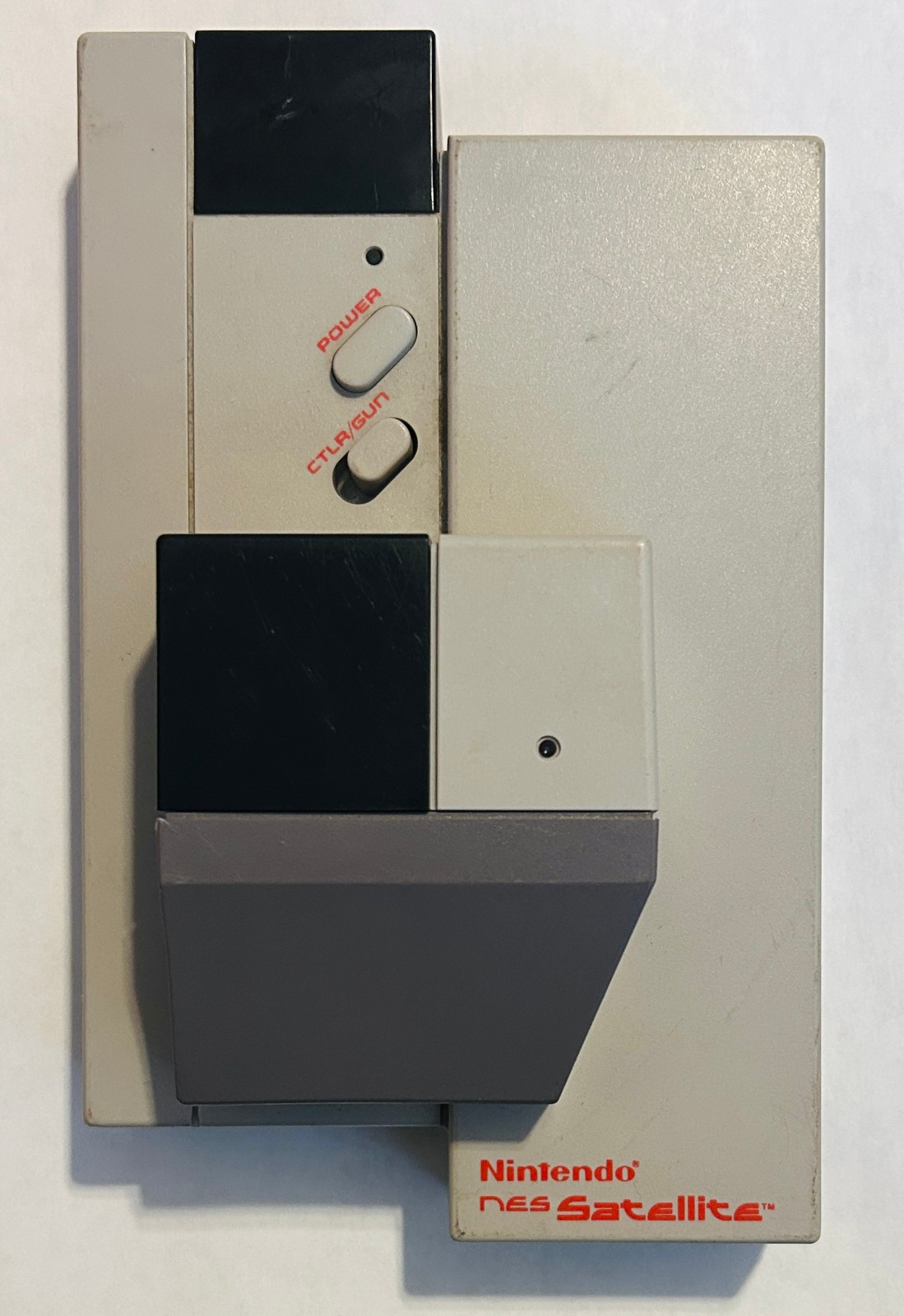 Nintendo NES Satellite 4 Player OEM Transmitter & Receiver – Tested – Authentic