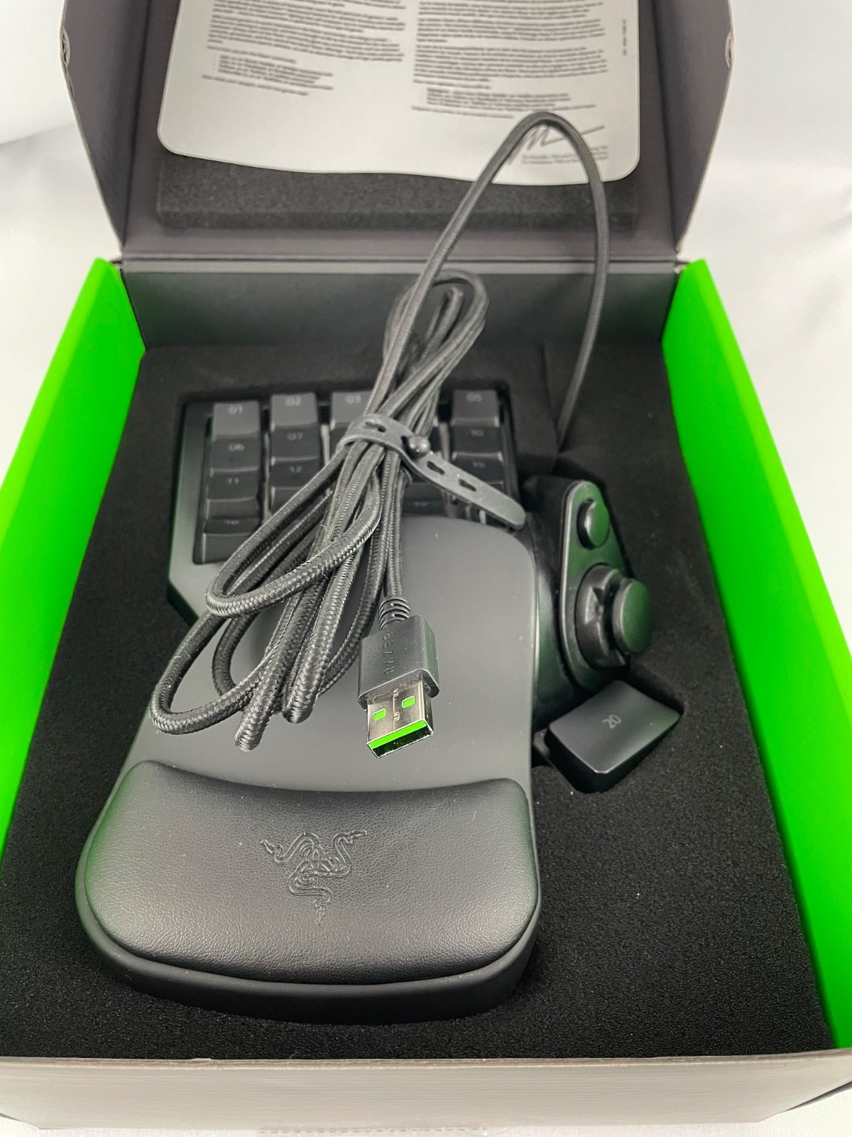 Razer Tartarus V2 Programmable Backlit Gaming Keypad Wired USB for PC Black