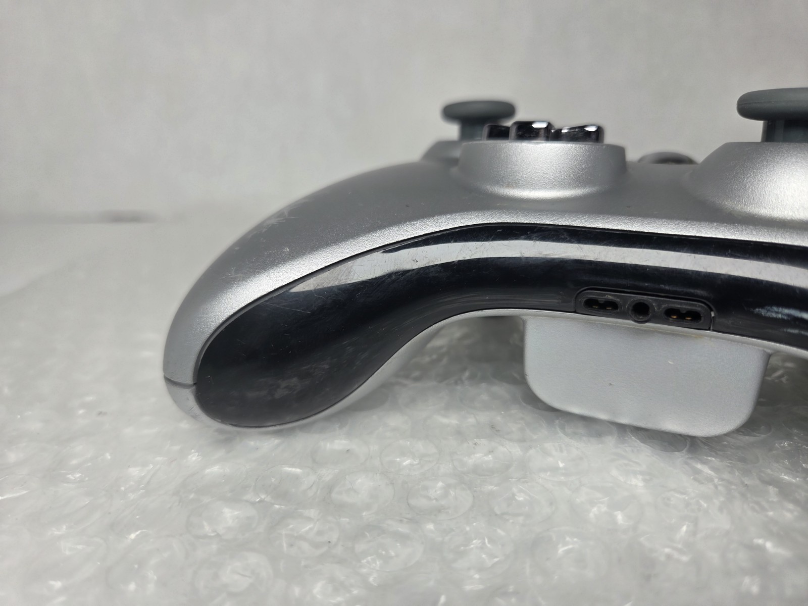 Microsoft Xbox 360 Wireless Video Game Controller Silver Gray New Sticks Tested