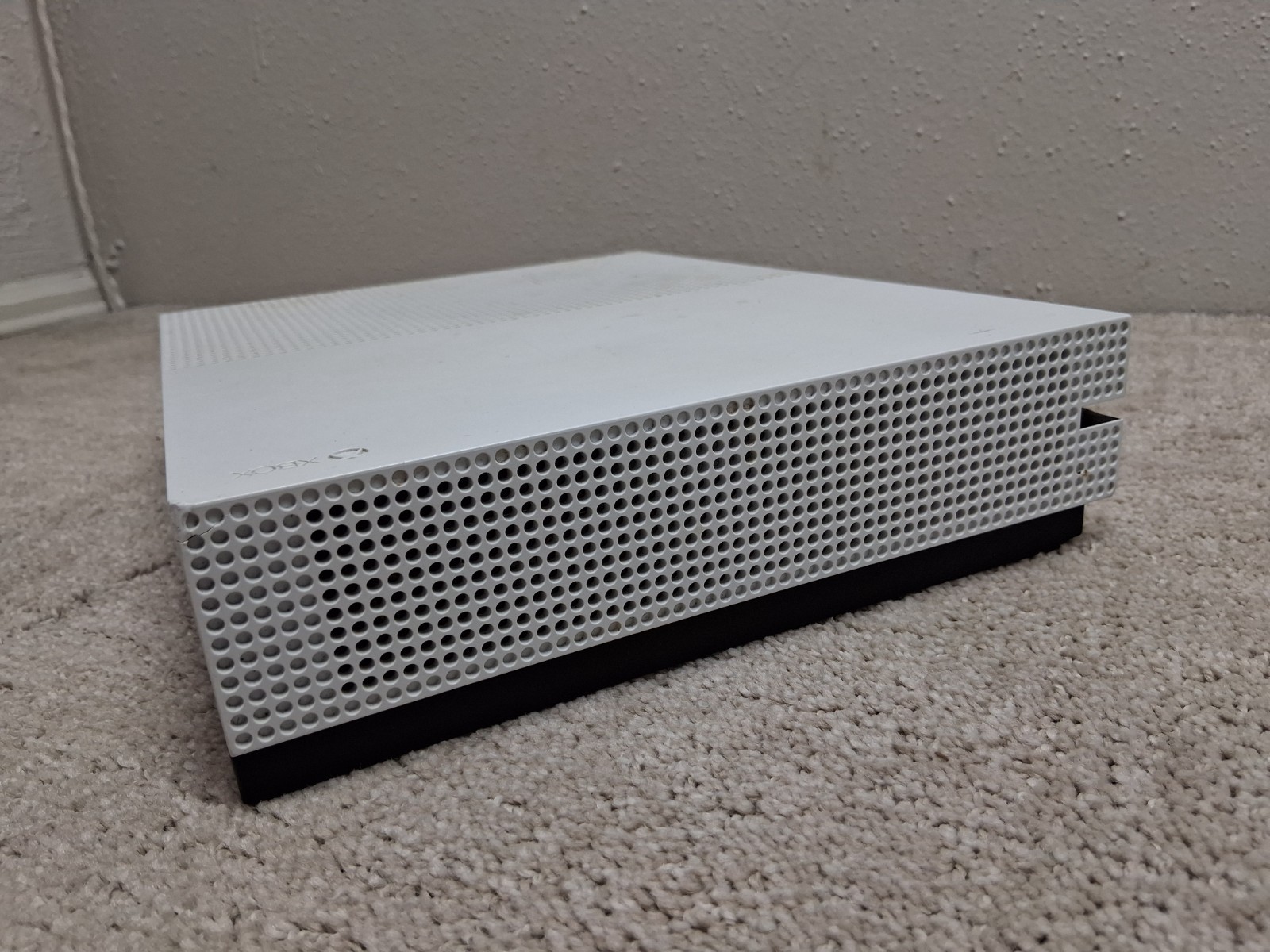 Microsoft Xbox One S White Model 1681 Powers On But HDMI Port Isn’t Working