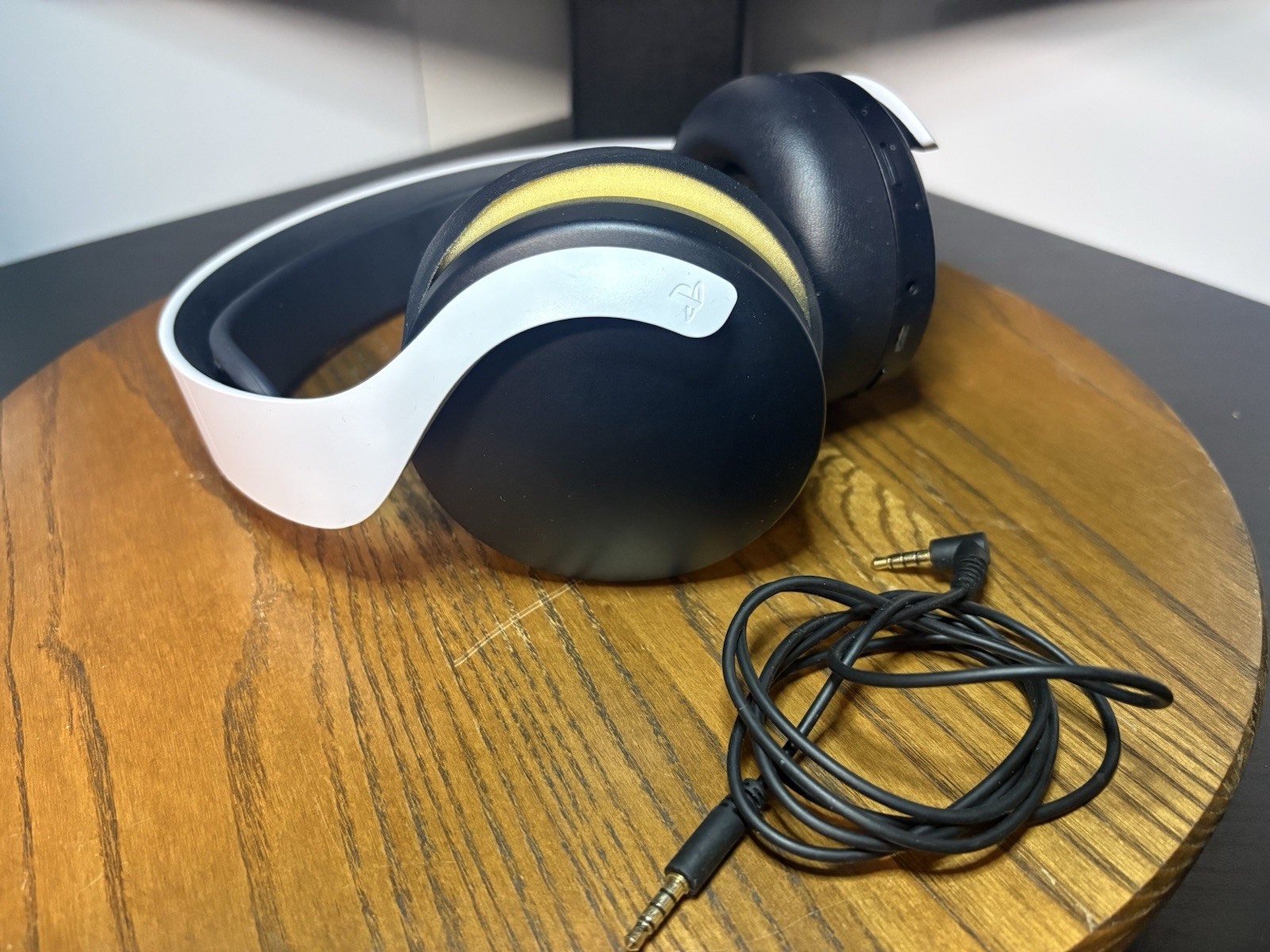 Sony Playstation 5 PULSE 3D Wireless Gaming Headset White Wired No Dongle