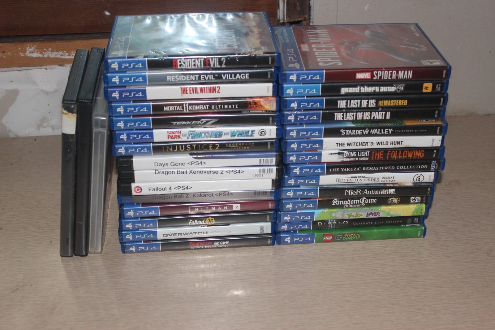 PlayStation 4 30+ games bundle: Spider-Man PS4, GTA V, Resident Evil, Witcher 3