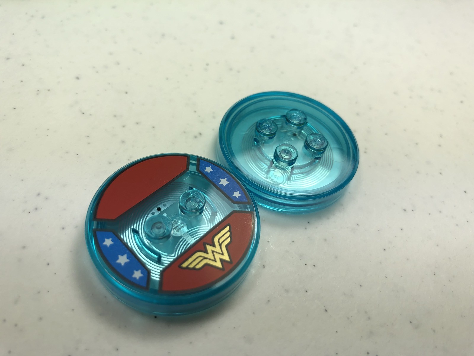 New LEGO Wonder Woman Dimensions Fun Pack Game Discs Player Toy Tags (x2)