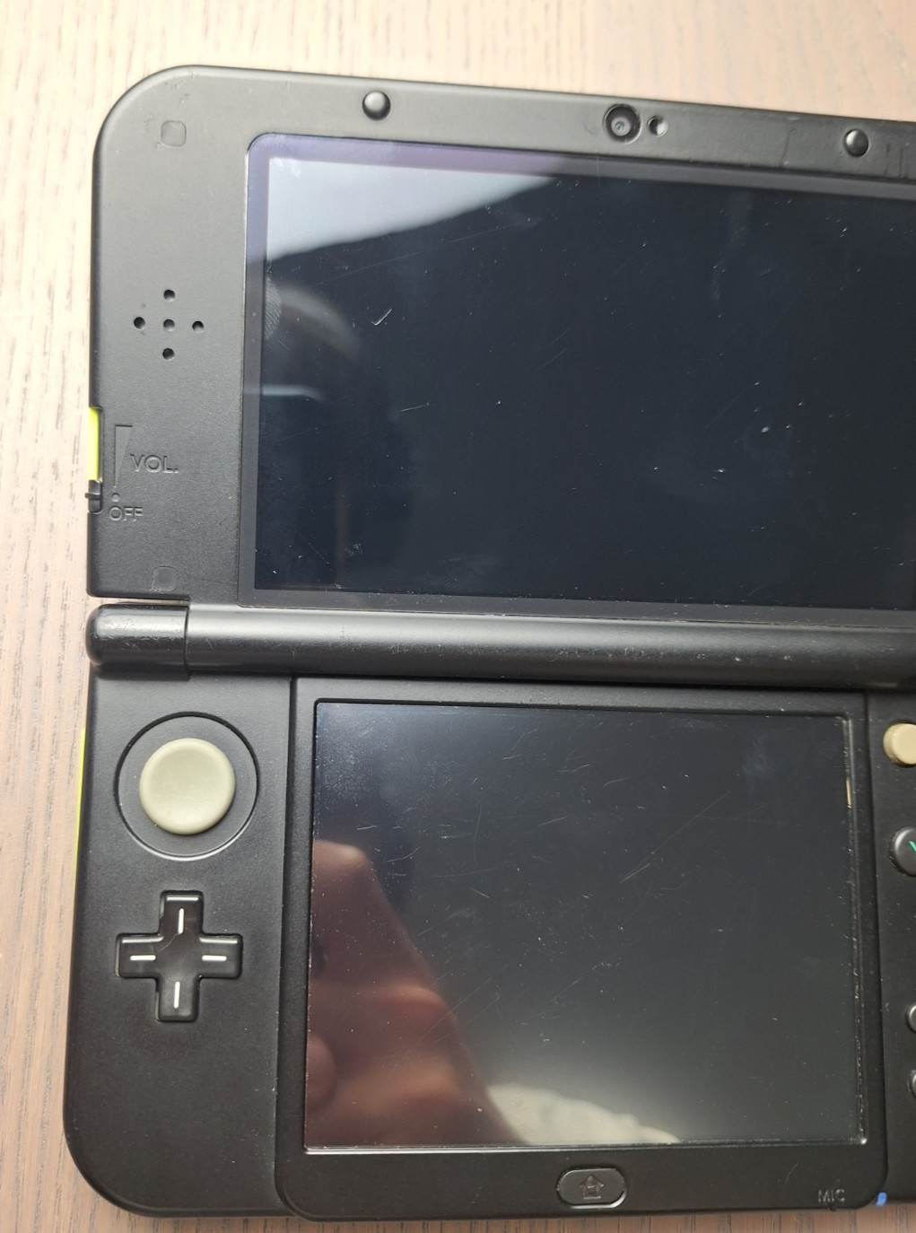 New Nintendo 3DS XL Lime Black | Charger + 32GB SD Card | Region Free