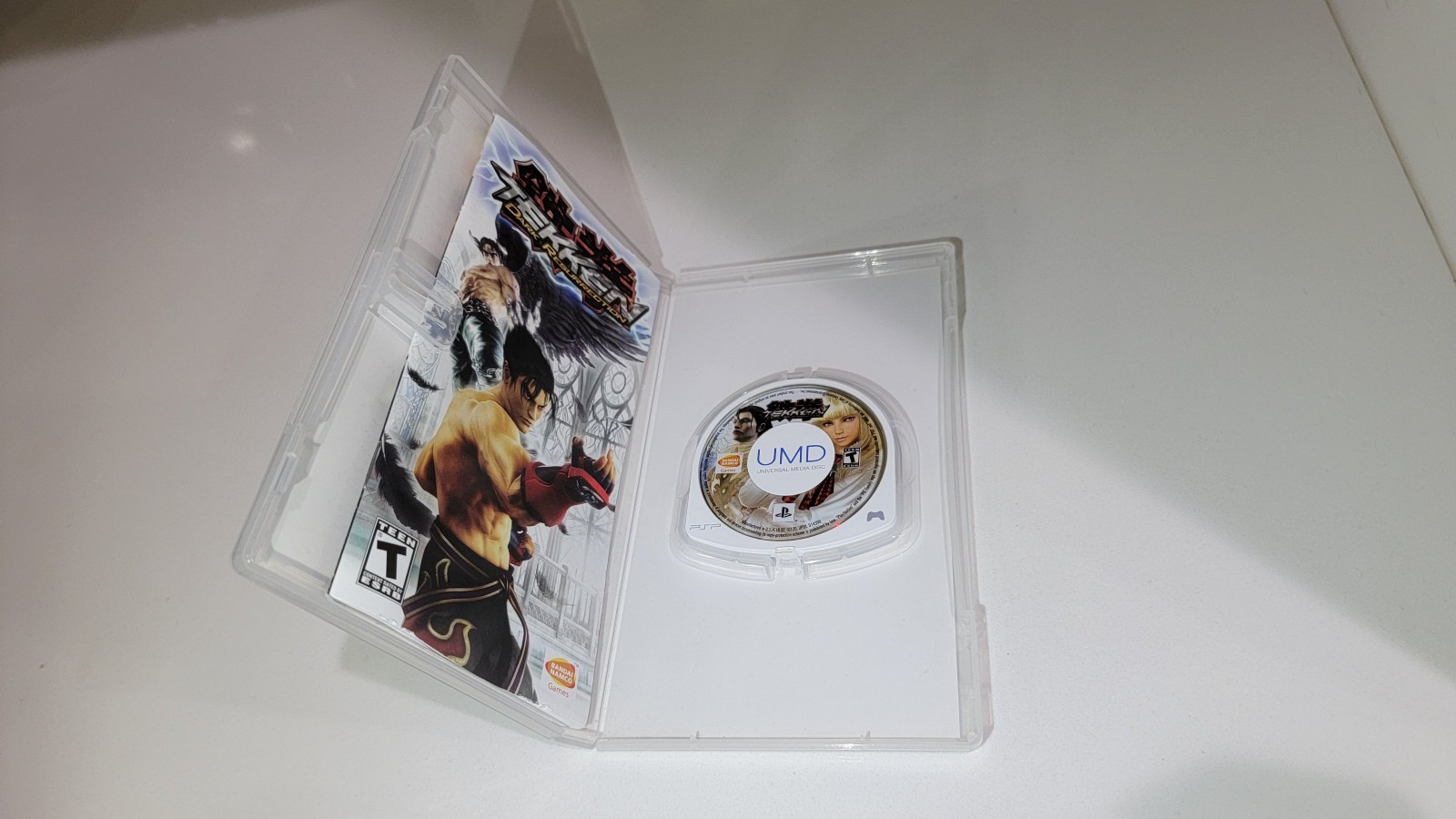 Sony PSP 1001 w/Tekken Dark Res + Hard Case & Original Charger