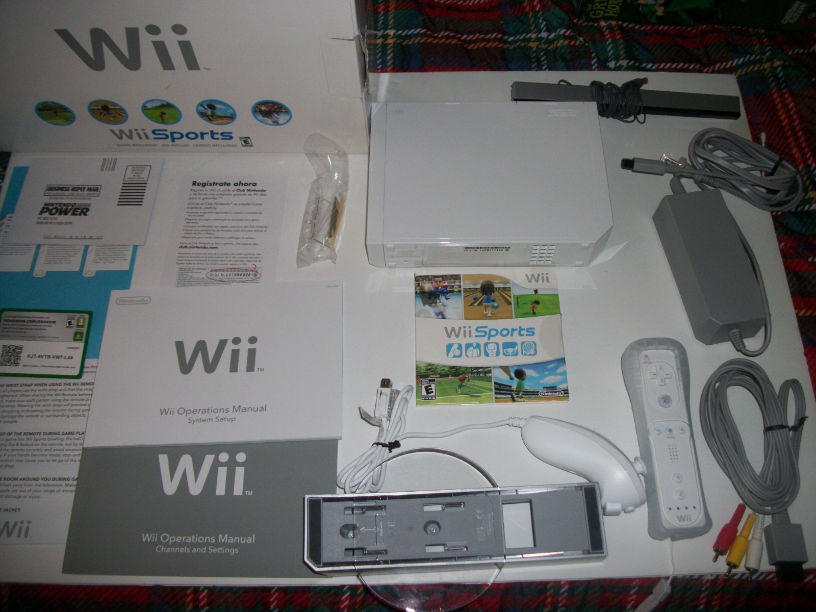 Nintendo Wii Sports Home Console Complete in Box Great Condition! USED ONE TIME