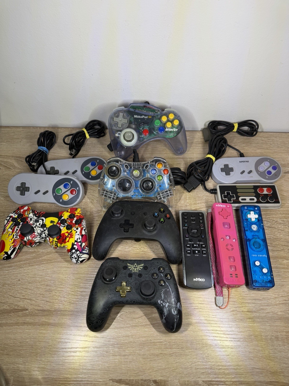 Video Game Controller Lot 3rd Party UNTESTED READ THE DESCRIPTION
