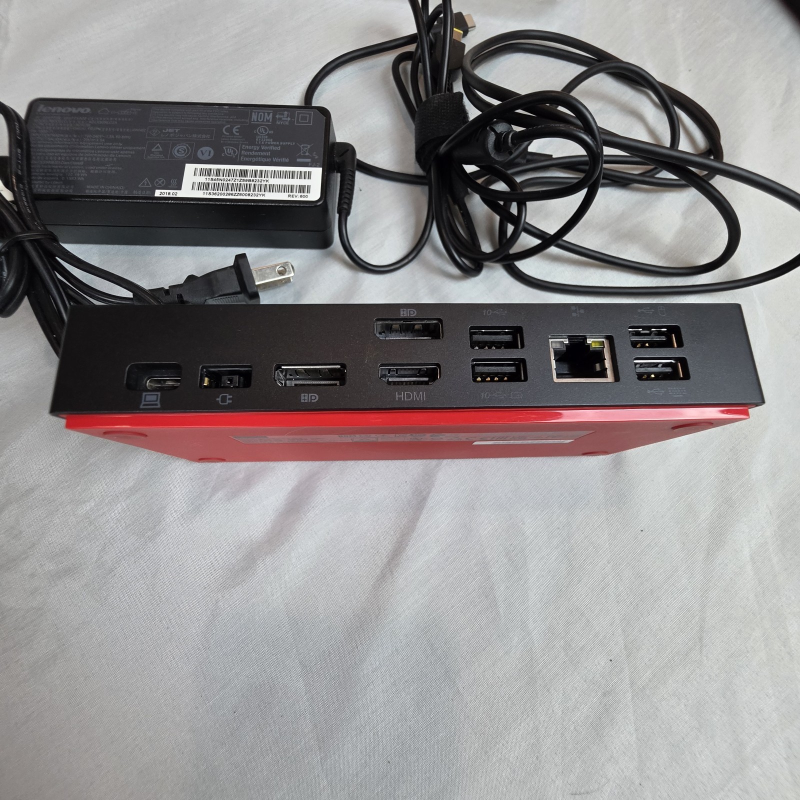 Lenovo ThinkPad Universal USB-C Dock 40AY LDA-KP SD21B41468 w/ 90W Charger