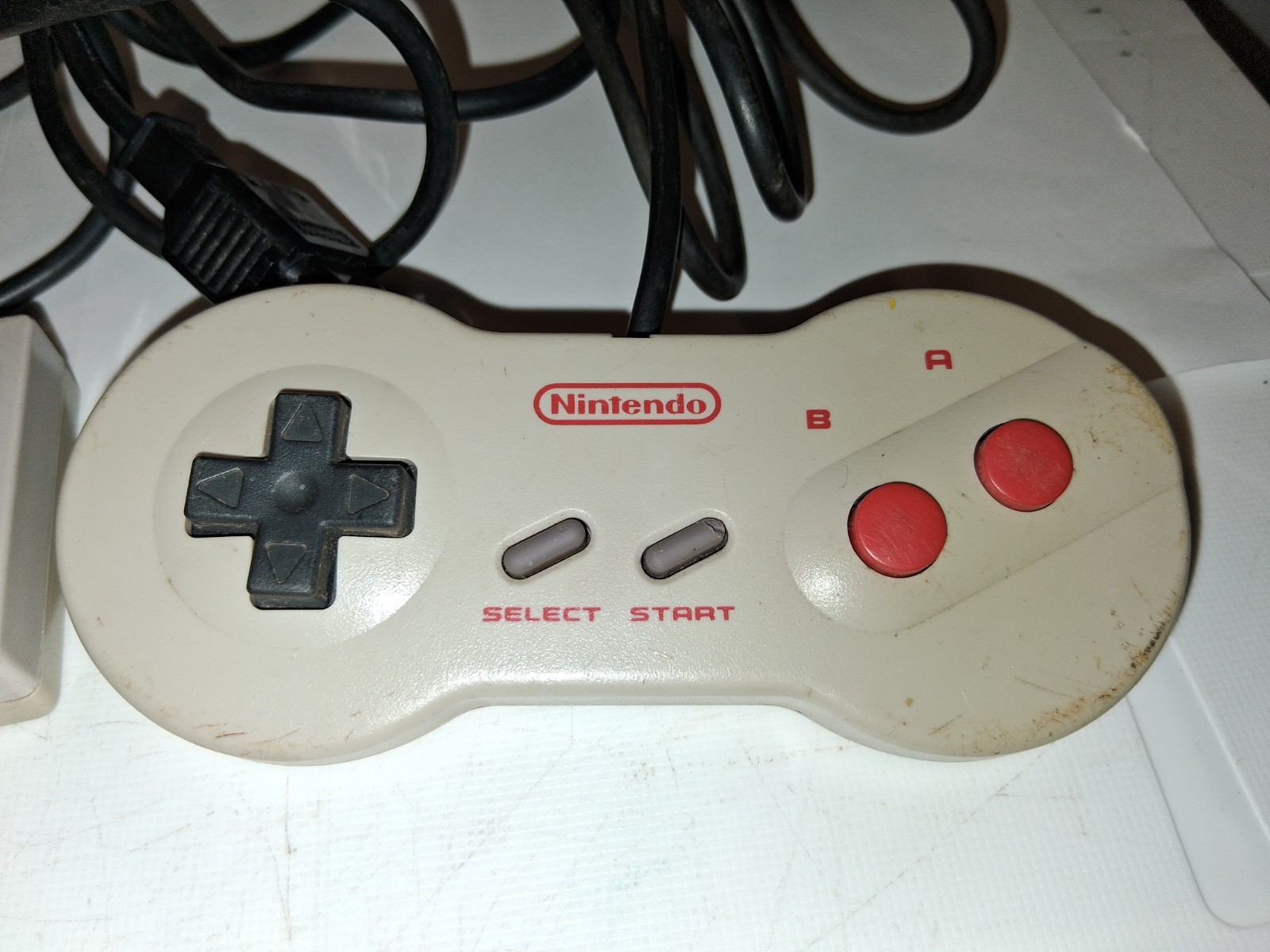 Nintendo NES Controllers Bundle Zappers Retro Vintage Video Game