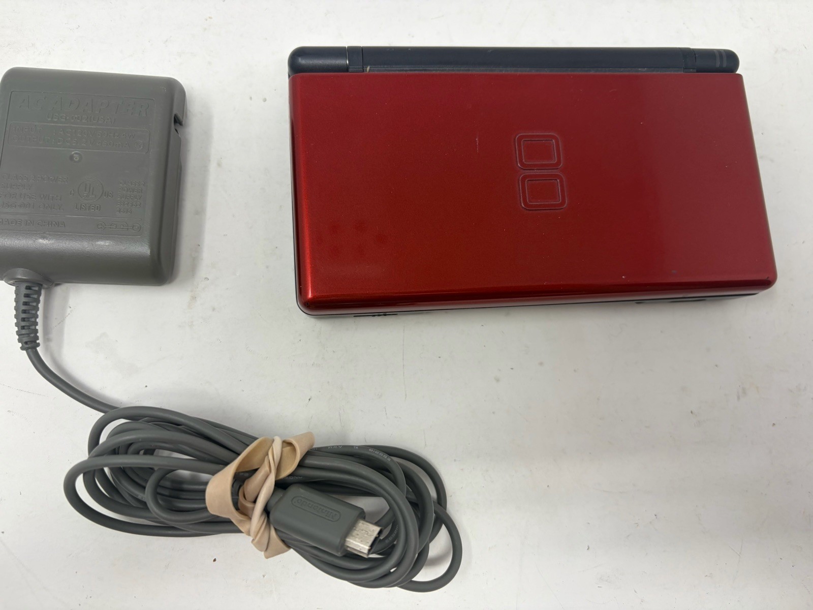 Nintendo DS Lite Crimson Black Model USG-001 Handheld System With Charger Works