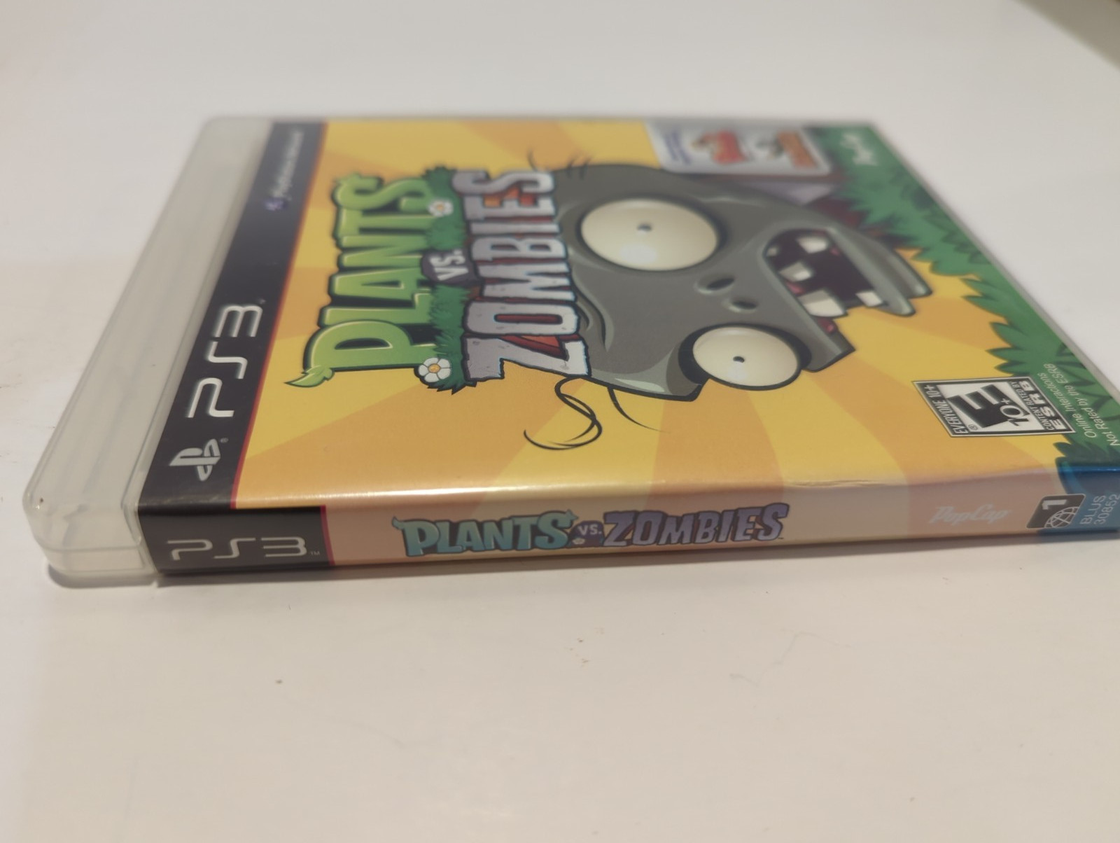 Plants vs. Zombies (Sony PlayStation 3, PS3, 2011) Complete, and tested.