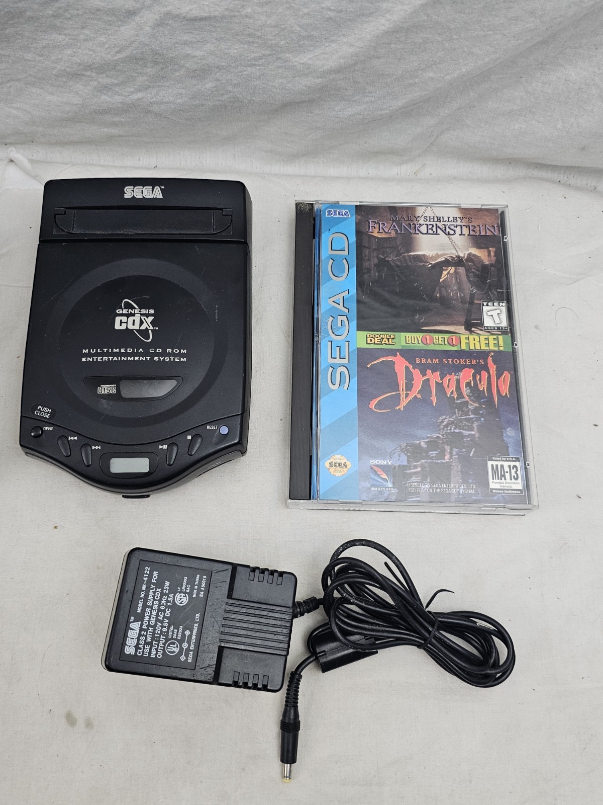 SEGA GENESIS CDX MULTIMEDIA CD ROM SYSTEM MK-4121 W/ 2 GAMES & POWER SUPPLY
