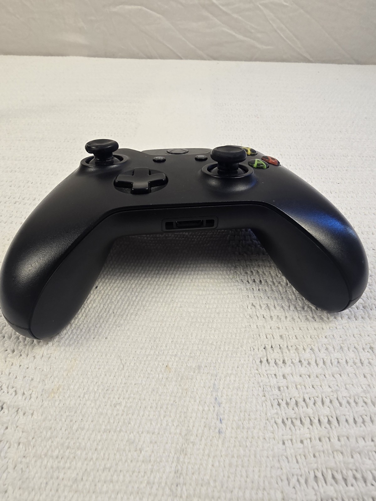 Microsoft Xbox Wireless Controller Model (1537) Black Color