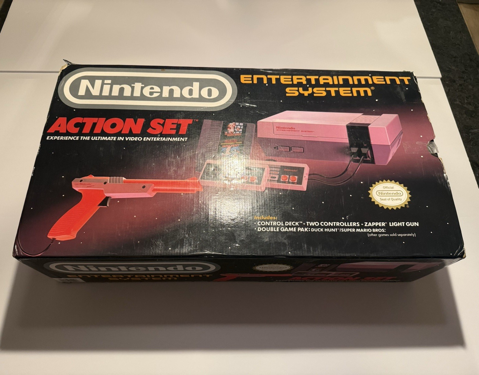 Nintendo NES Action Set Bundle Box Manuals 2 Controllers Zapper 6 Games NES-001