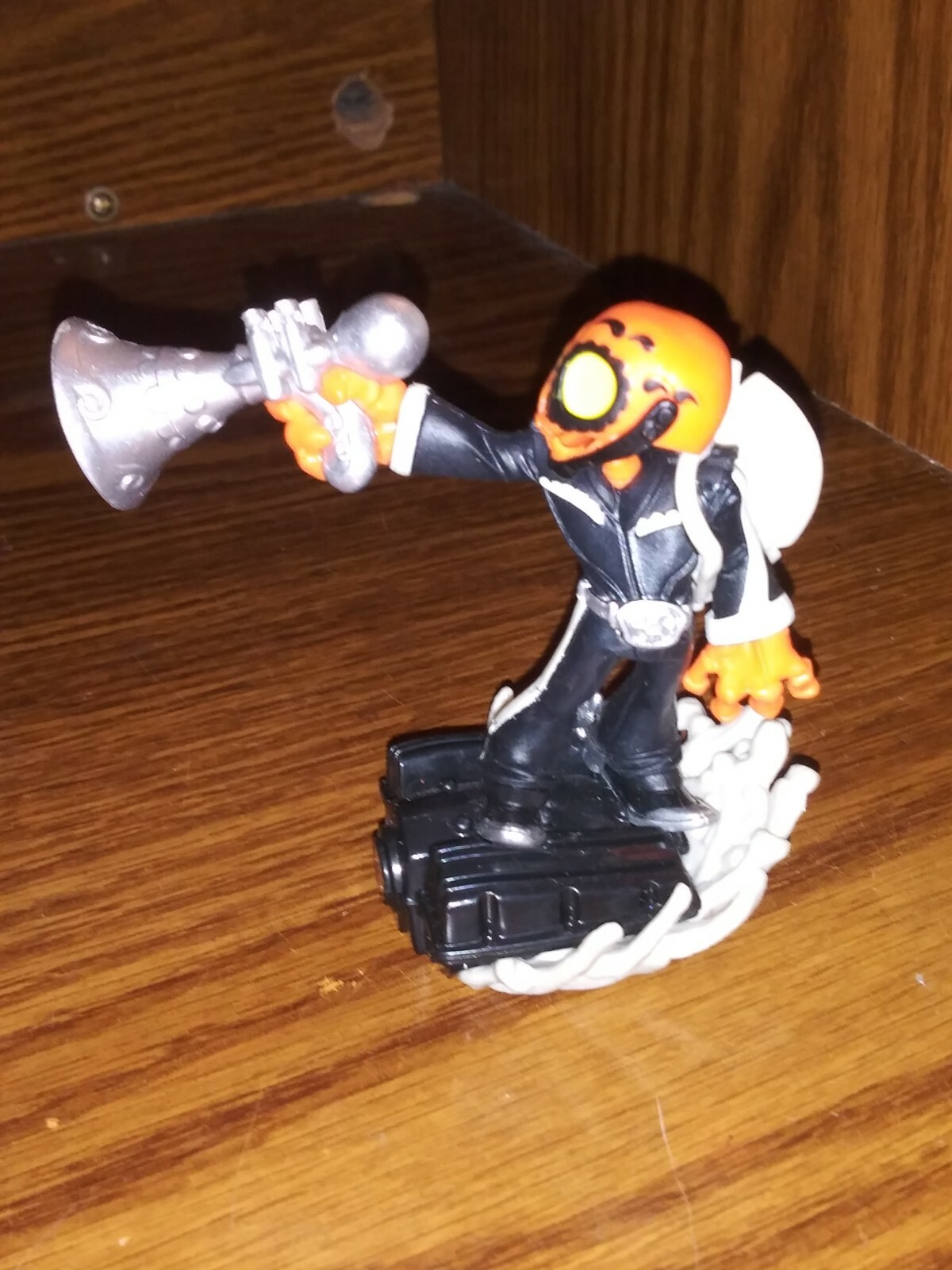 FRIGHTFUL FIESTA – SKYLANDERS SUPERCHARGERS | MODEL NO 87528888