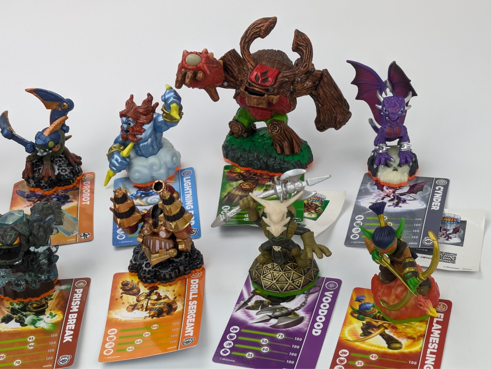 Skylanders GIANTS & SPYRO’S ADVENTURE Lot of 15 Figures Mixed w/Cards