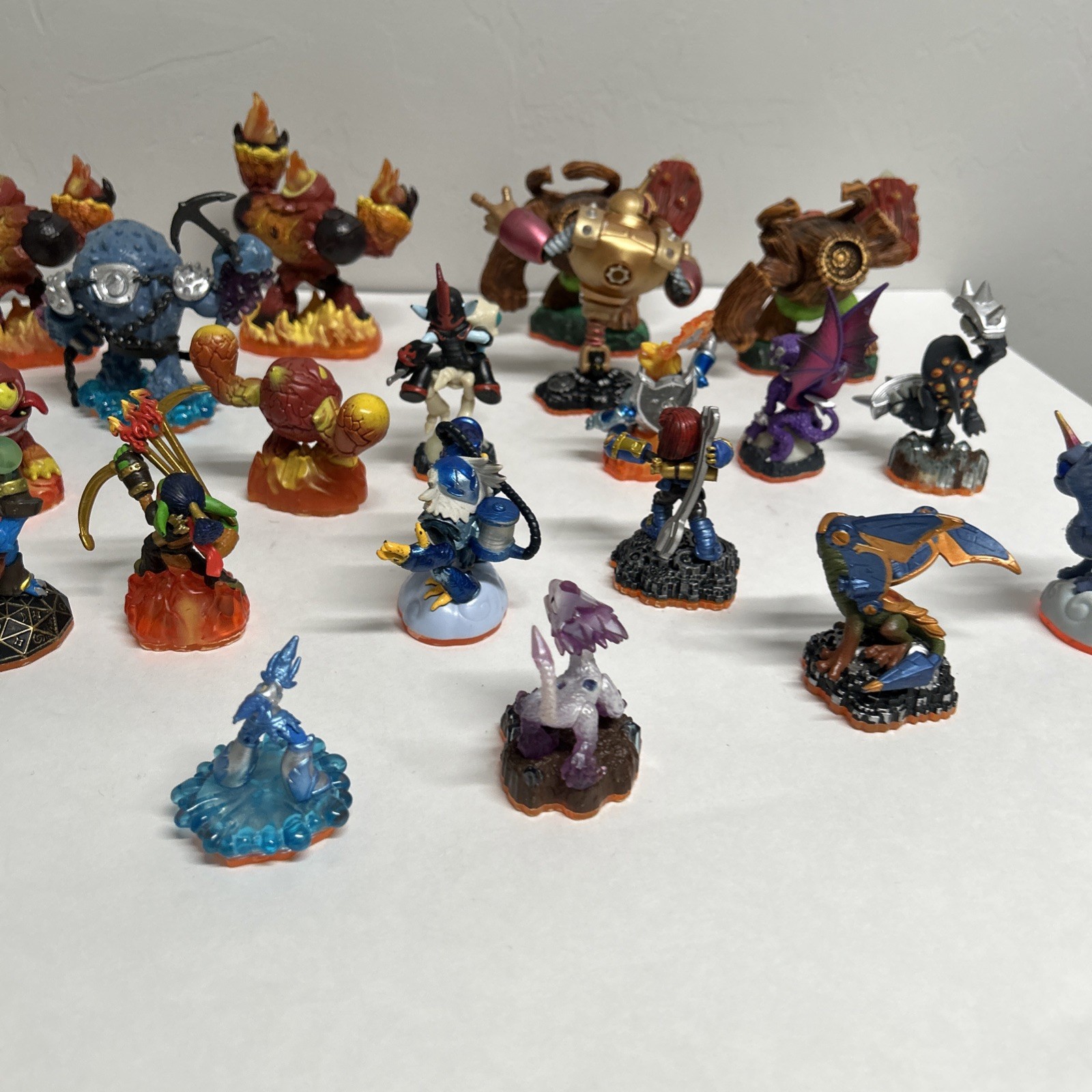 Skylanders Giants Mixed Lot of 21 Figures Activision Skylanders Figures READ