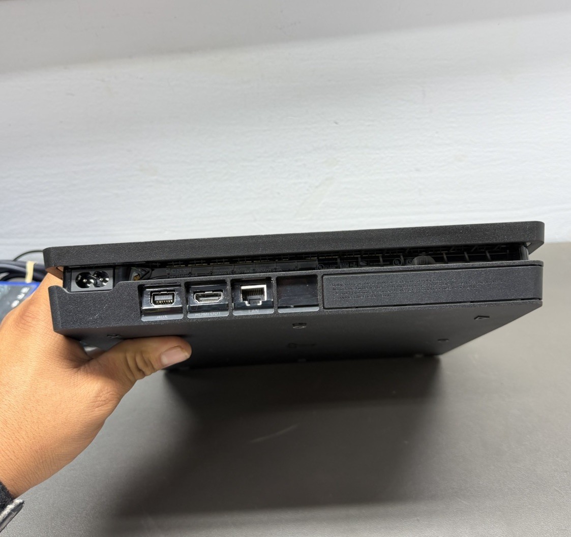 Sony PlayStation 4 Slim CUH-2215B 1TB Console With Controller and Cables – Black