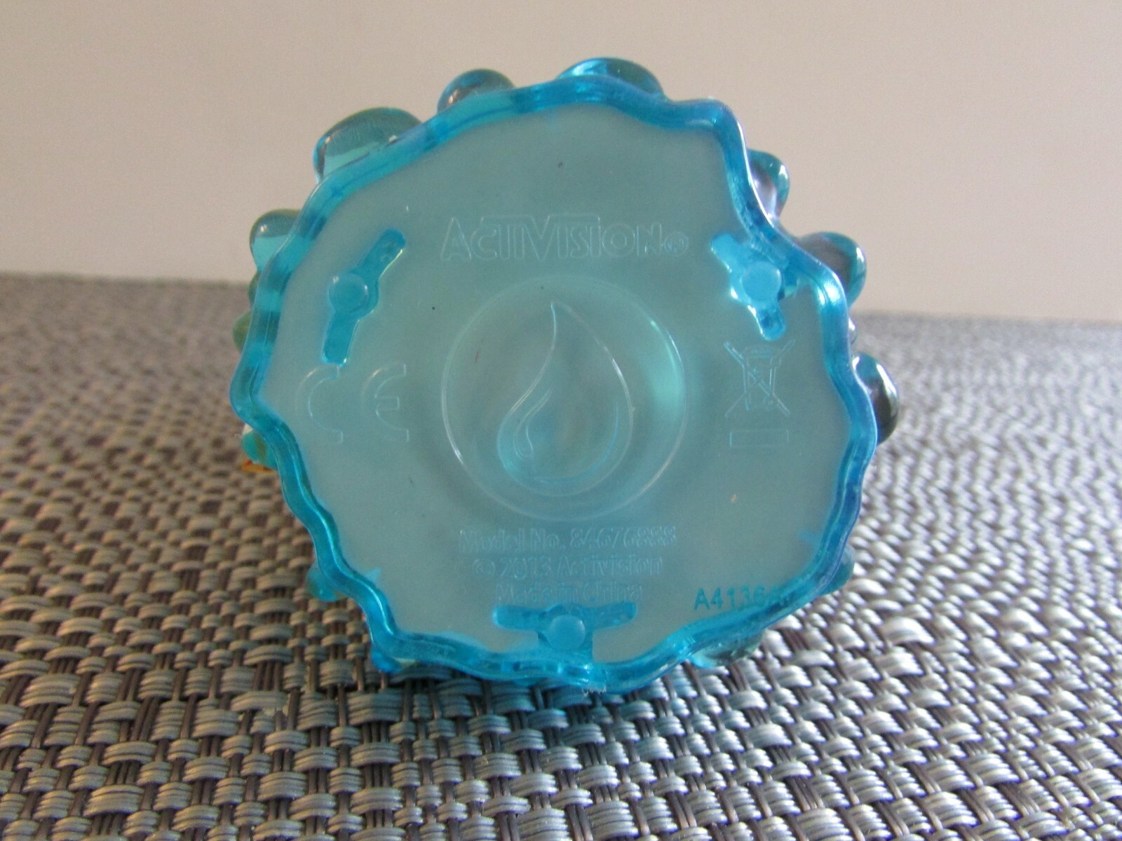 SKYLANDERS 2012 ACTIVISION FIGURE SWAP FORCE LIGHTCORE AIR WHAMSHELL