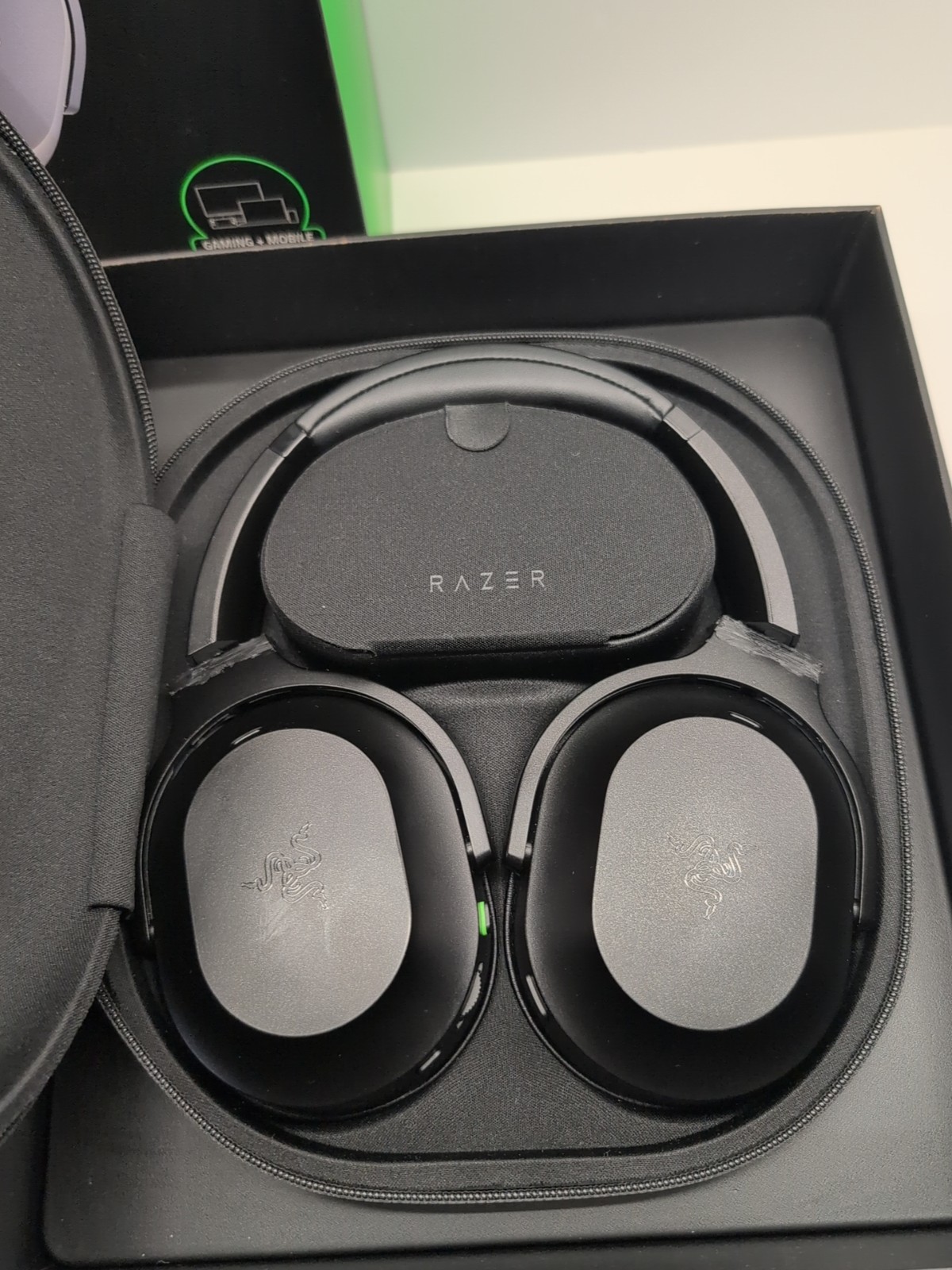 Razer Barracuda Pro Wireless Gaming Headset for PC/Console Hybrid ANC W/ Box #6