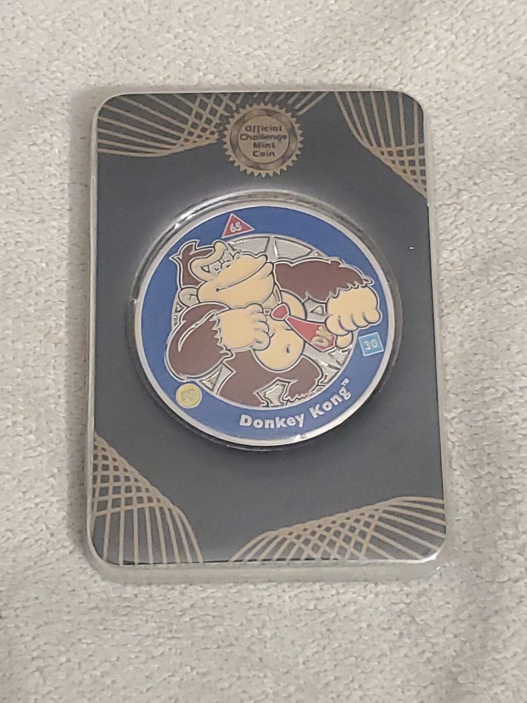 2016 Super Mario Donkey Kong Official Challenge Mint Coin Nintendo Collectible