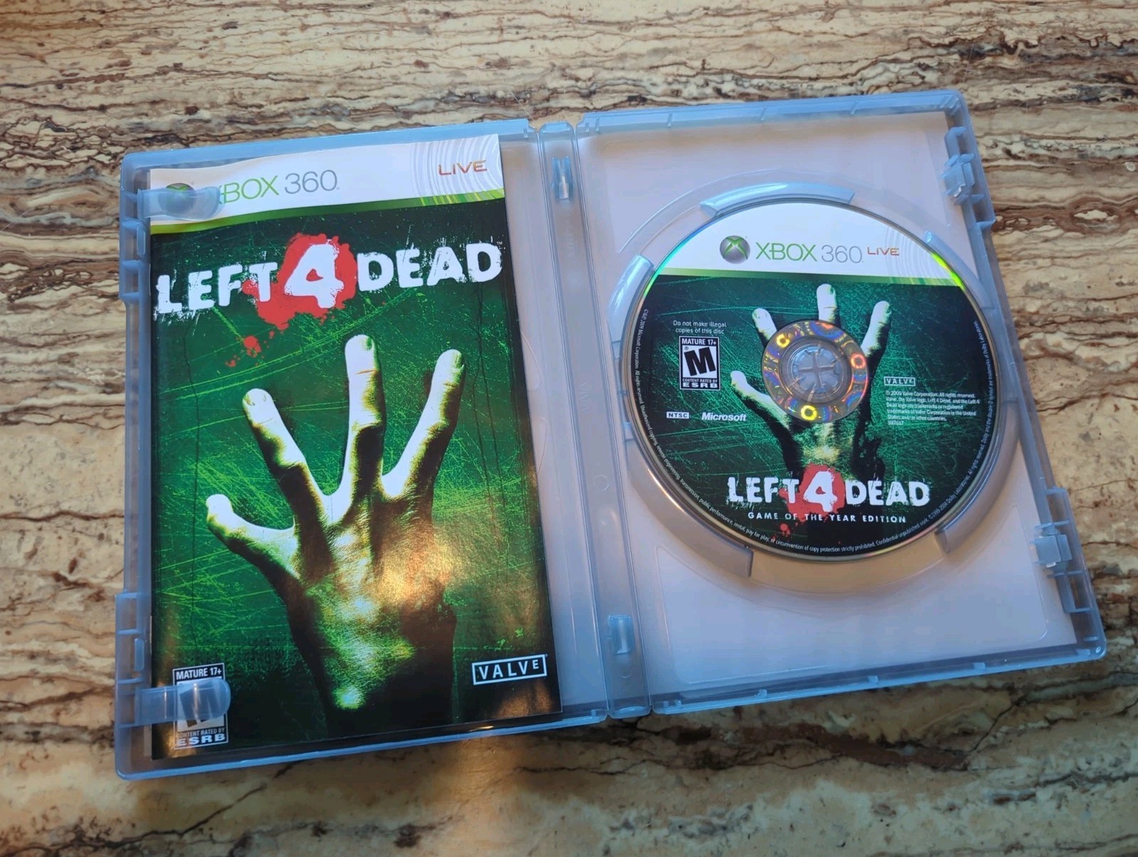 Left 4 Dead: Game of the Year Edition (Xbox 360, 2009) CIB