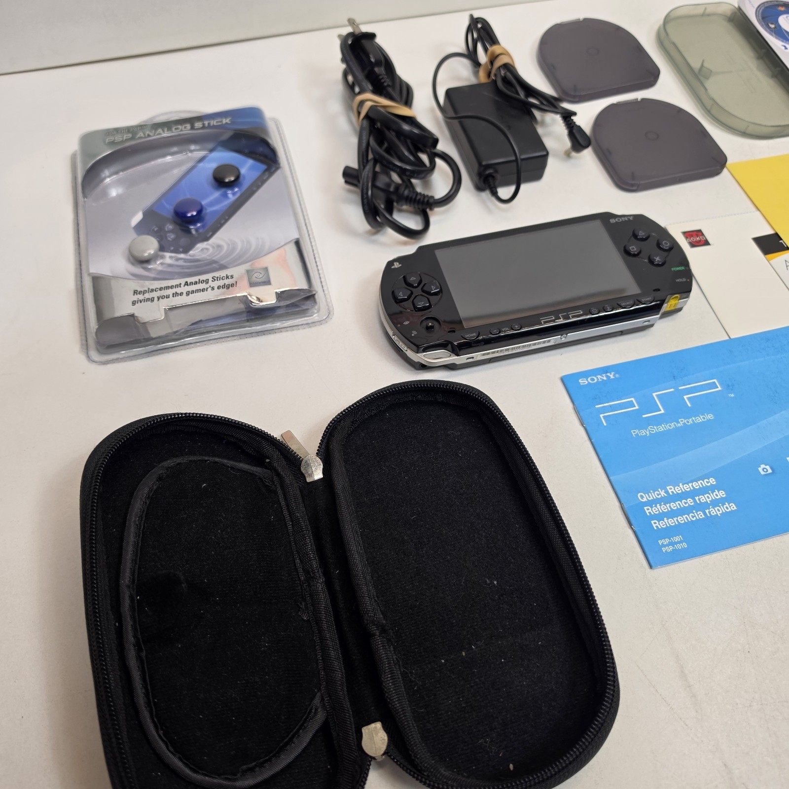 Sony Playstation Portable PSP-1001 Handheld Console Gaming System Black, Tested