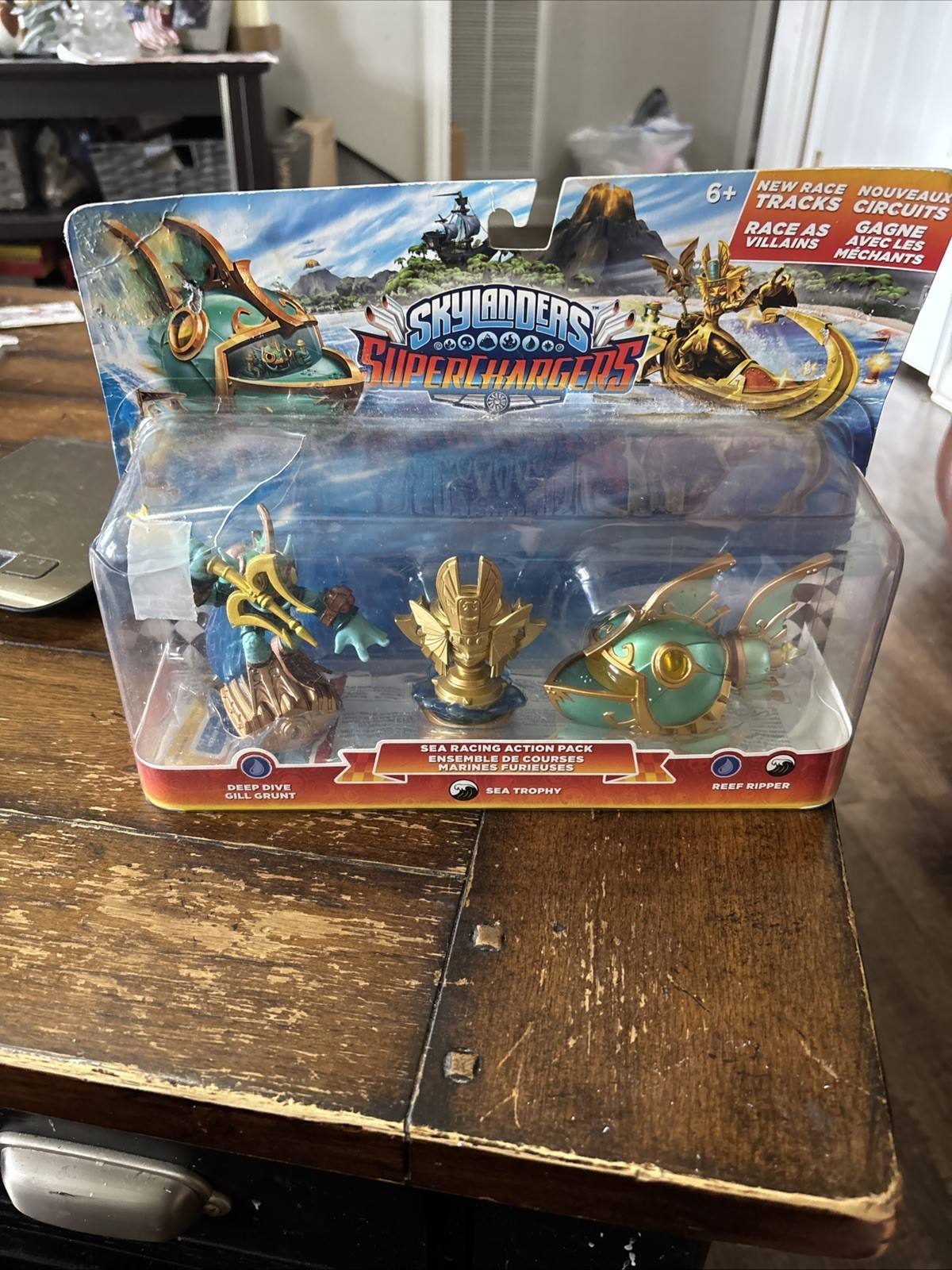 Skylanders Supercharger Sea Racing Action Pack Gill Grunt Sea Trophy Reef Ripper