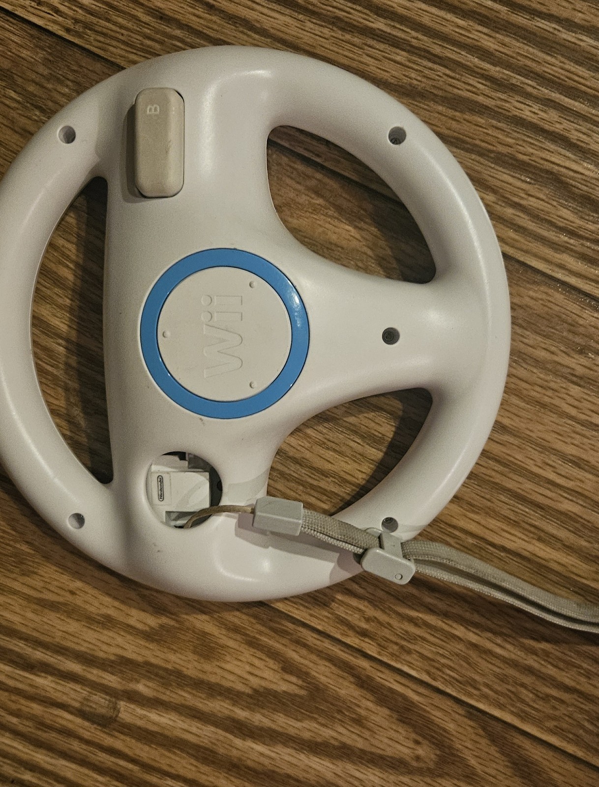 WII Nintento White Motion Plus Remote Control and Steering Wheel Nintendo Wii
