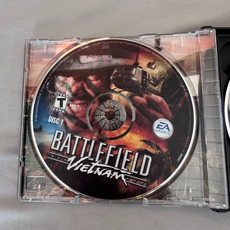 Battlefield Vietnam PC CD-ROM Big Box EA Games 2004 Complete w Manual