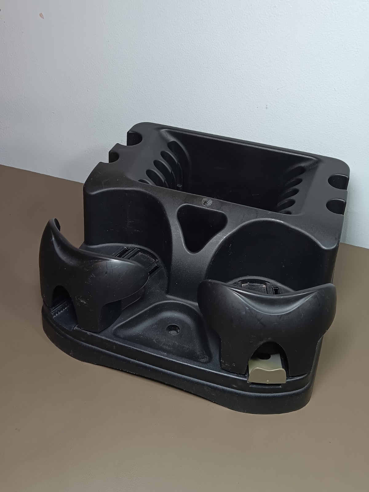 Vehicle Mini Console Adjustable Cup Holder Organizer Cars Trucks Pre-Owned