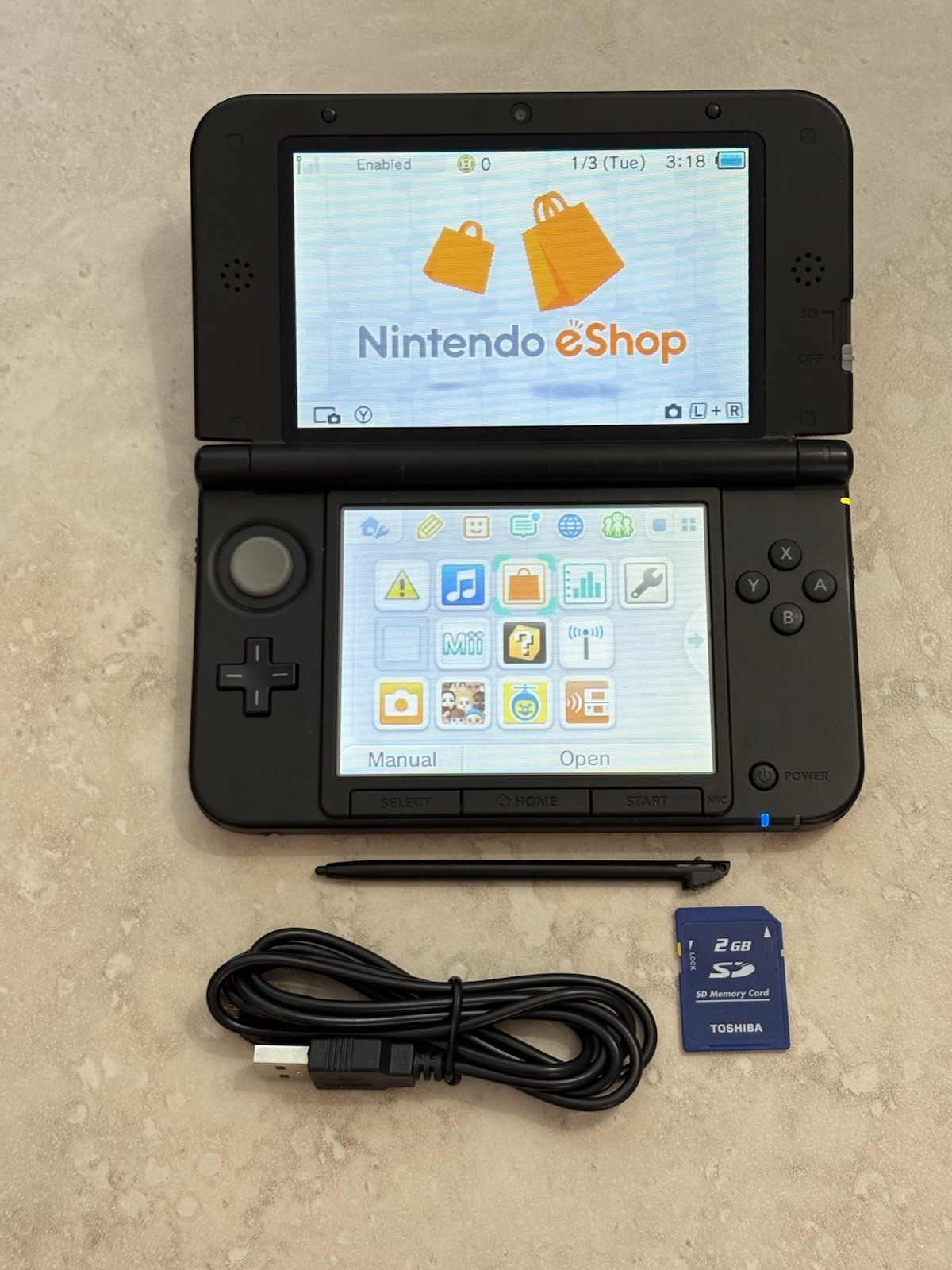Nintendo 3DS XL LL Black And Red Handheld With Charger And Stylus Very Good