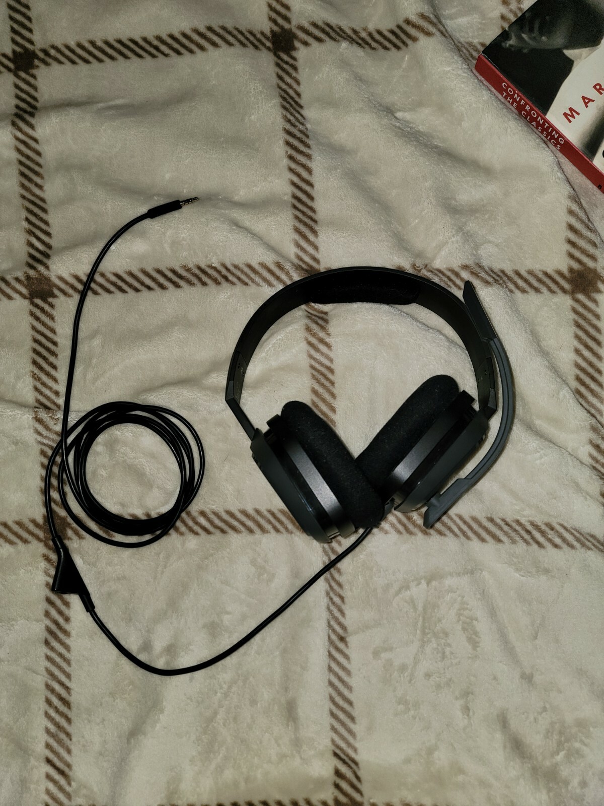 Astro A10 Wired Stereo Gaming Headset – Blue/black