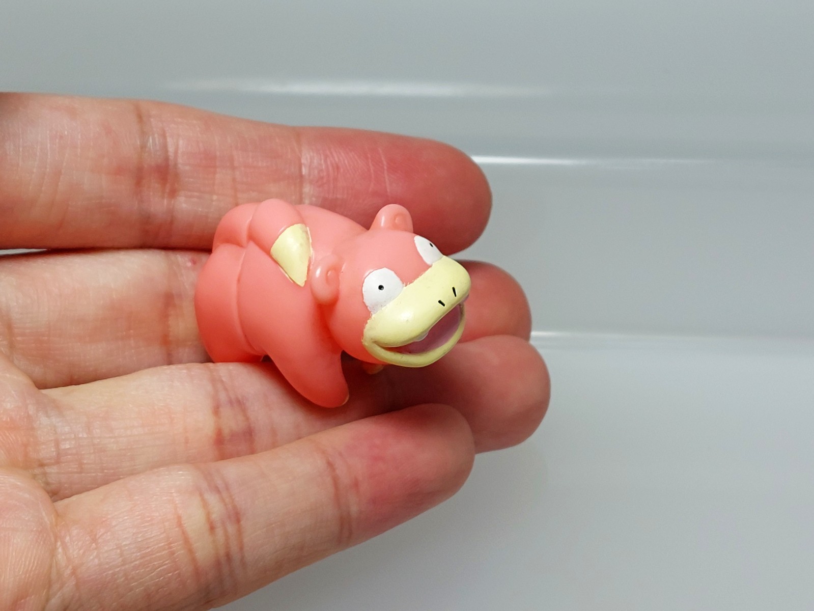 Slowpoke Yadon Pokemon Miniclip Soft Vinyl Figure Banpresto B08 0.9in