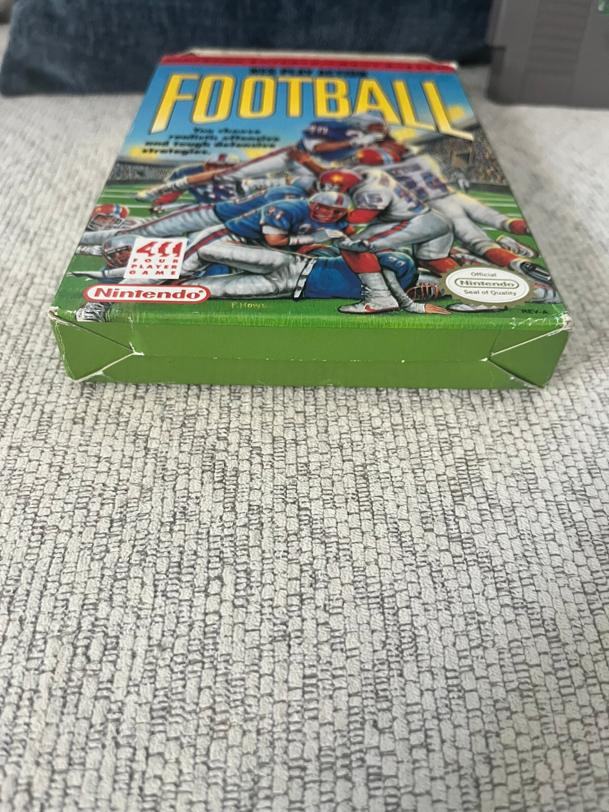 NES Play Action Football (Nintendo NES, 1990) Cib Complete in Box with Inserts